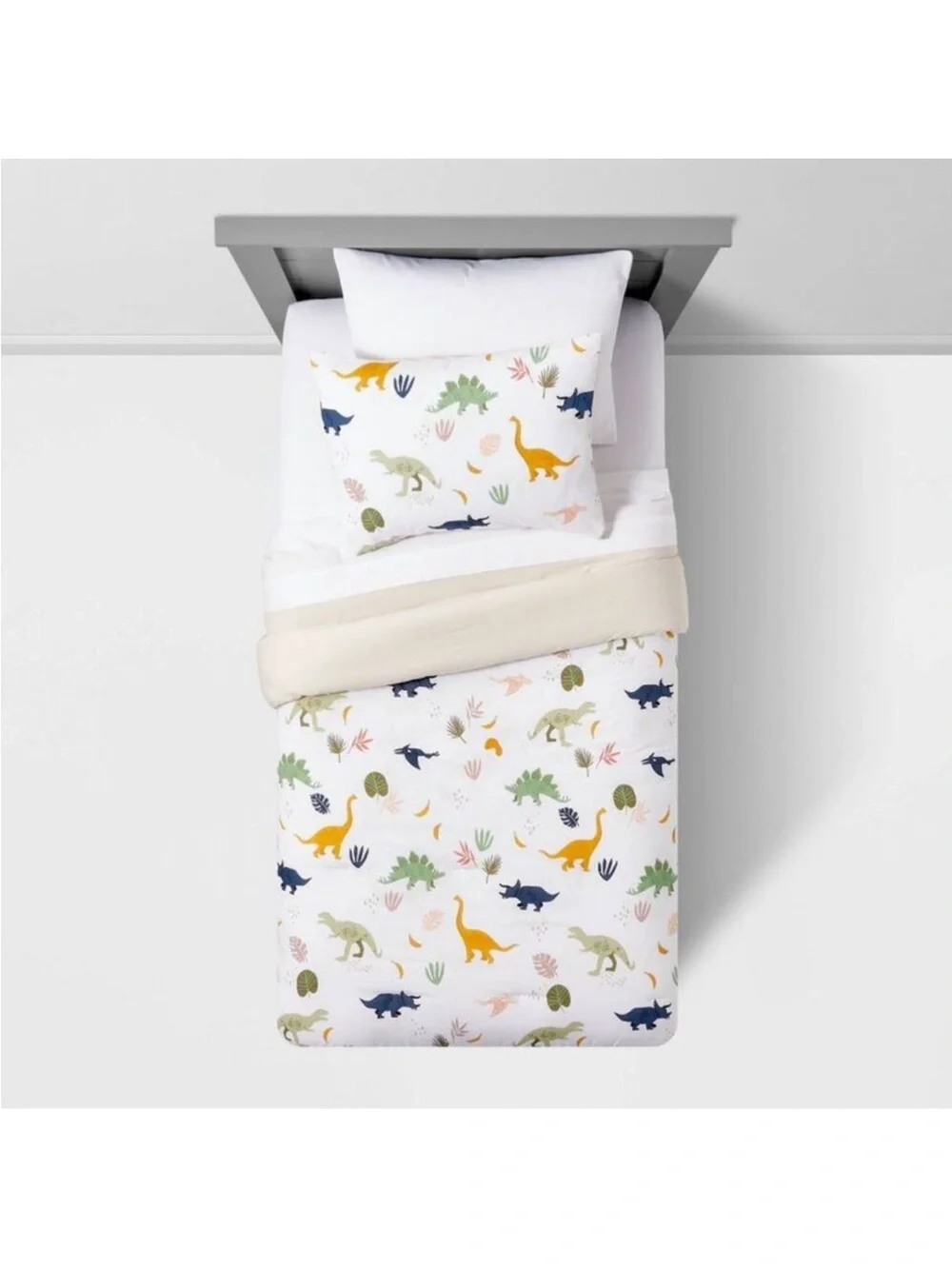 Pillowfort bedding set